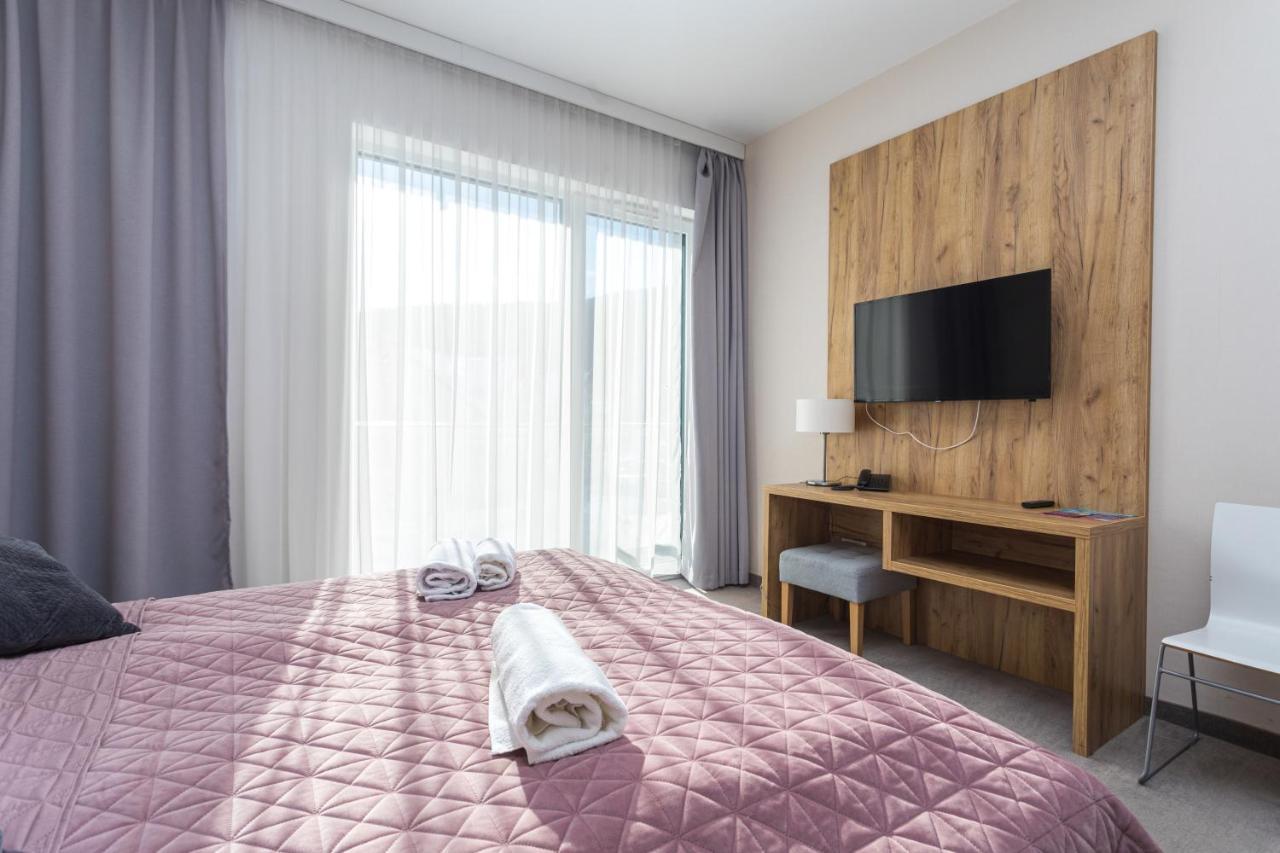 Aparthotel Apartamenty Czarna Gora 310 แชนนา ภายนอก รูปภาพ